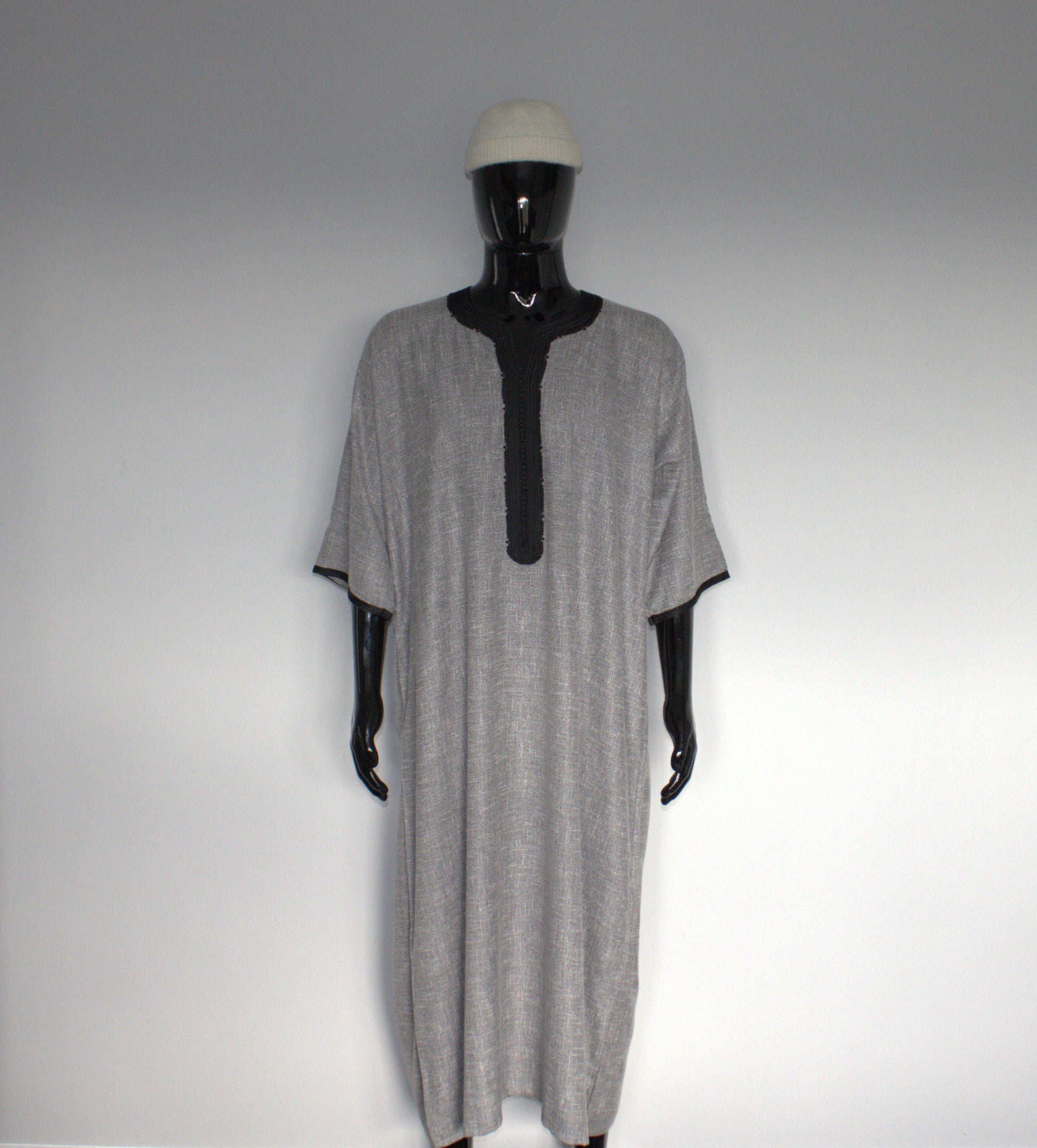 Moroccan Gandora – Grey with Black Embroidery
