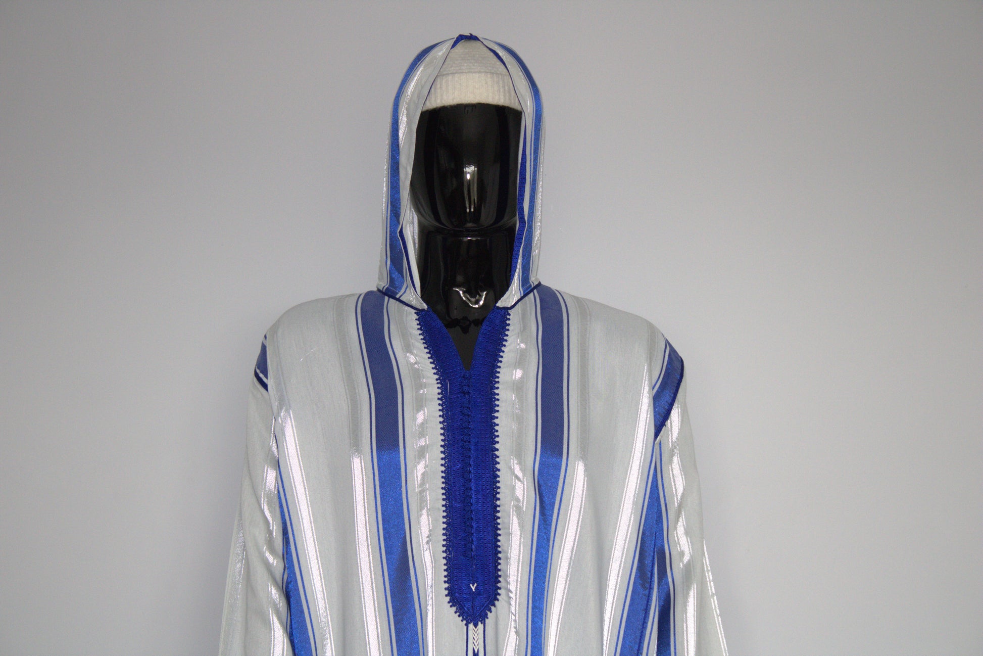 Moroccan Djellaba – Blue & White Stripes
