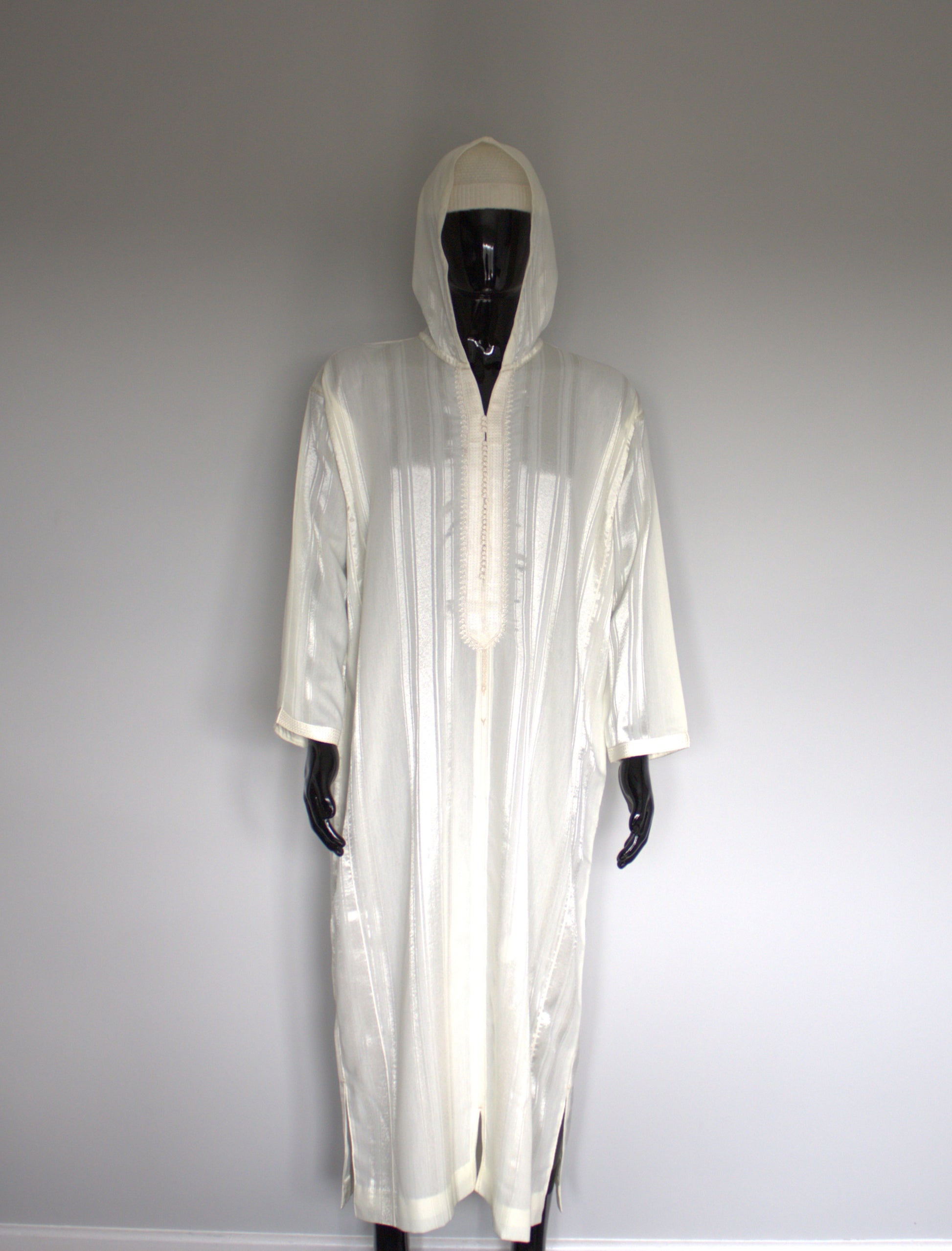 Moroccan Djellaba – Classic Off-White