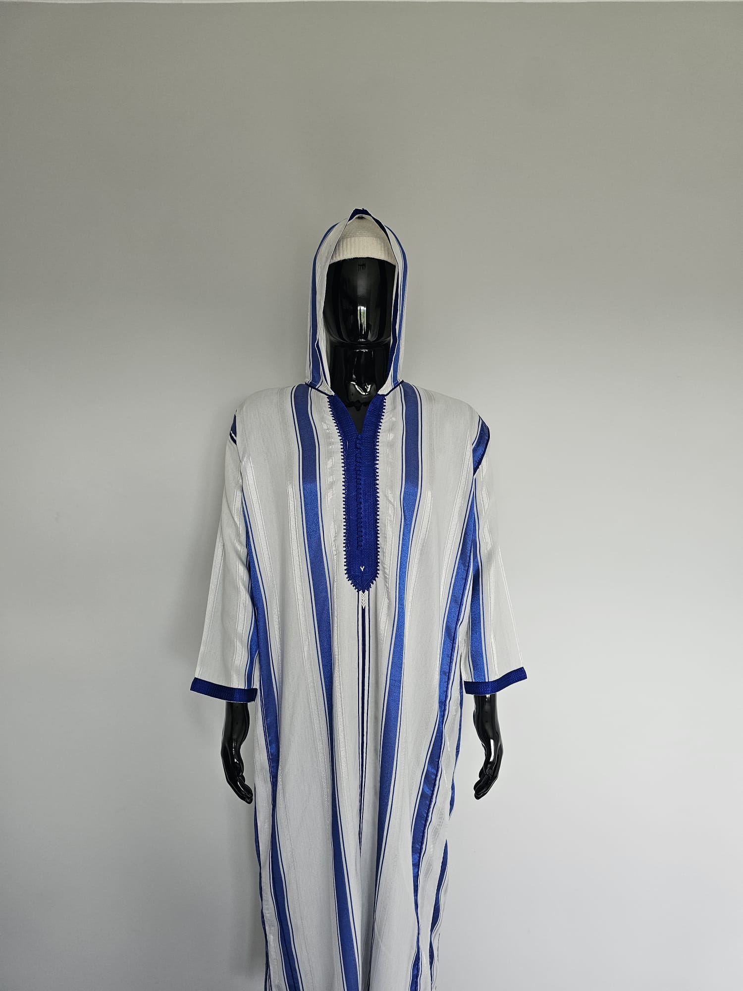 Moroccan Djellaba – Blue & White Stripes