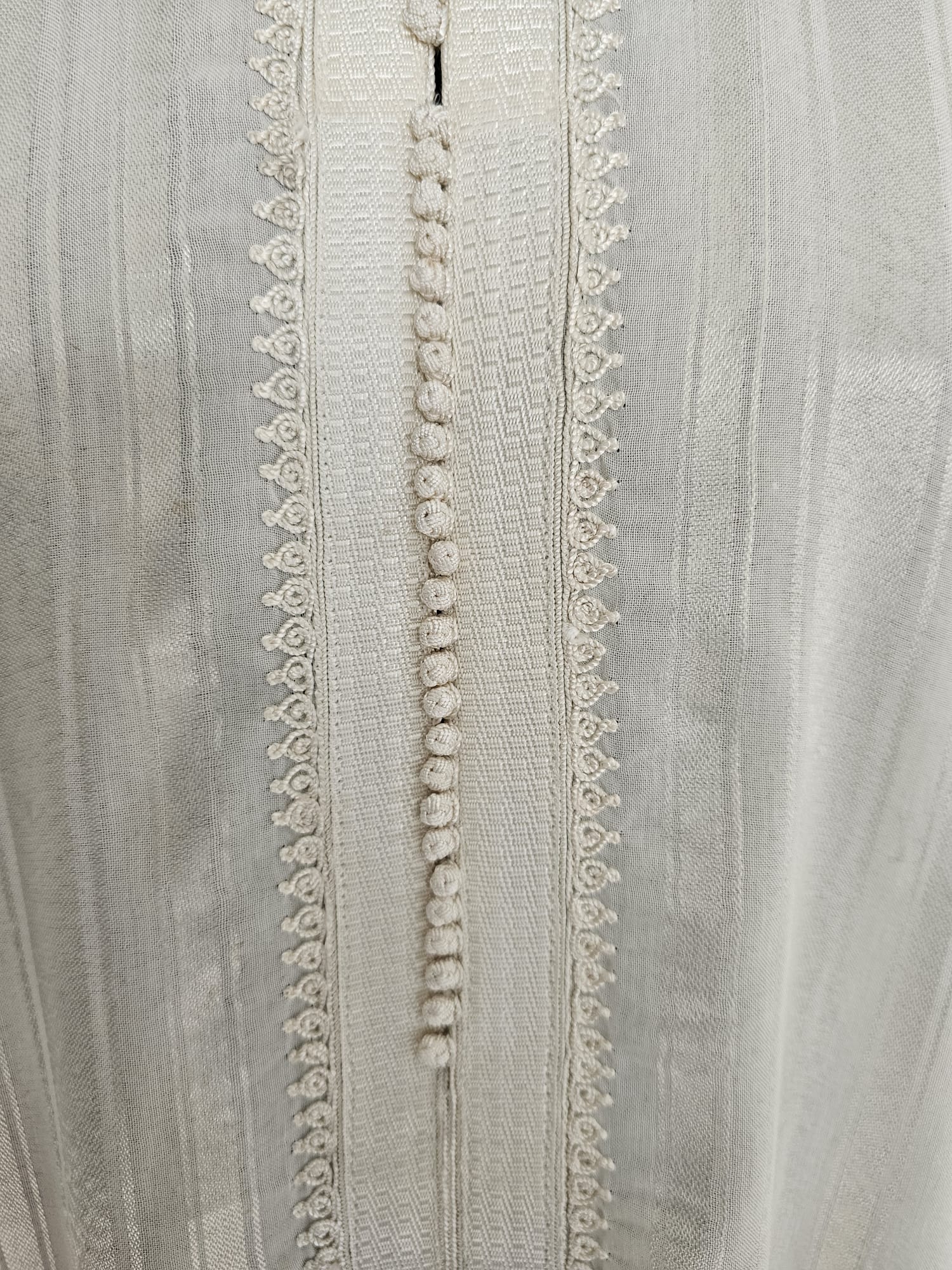 Moroccan Djellaba – Classic Off-White